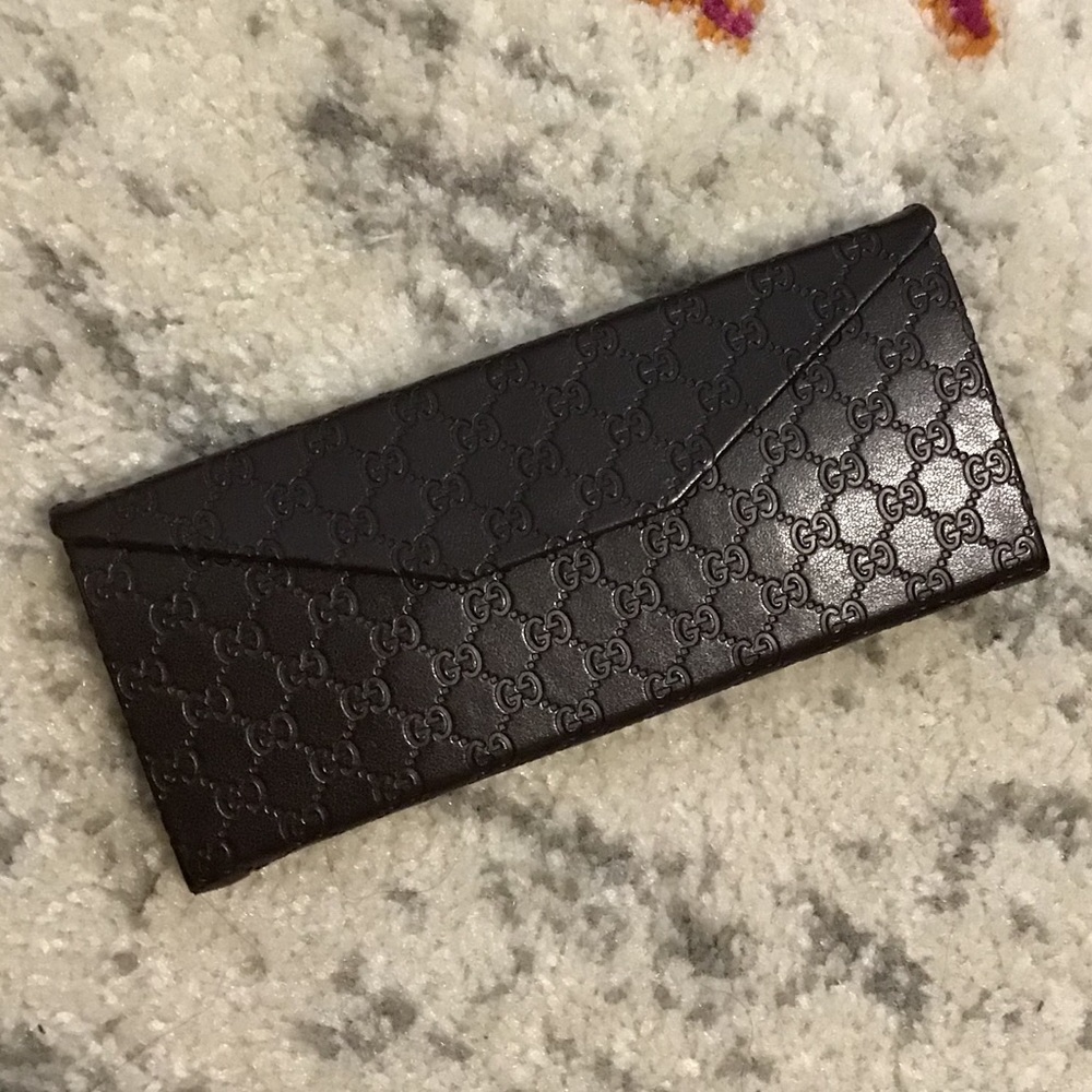 Gucci Sunglass/eye glass case in new condition G